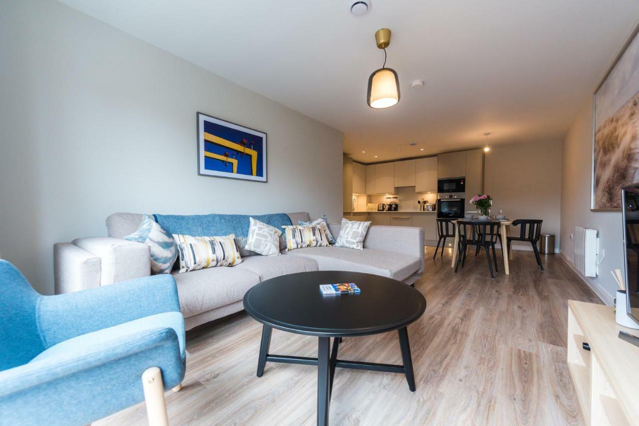 5 Star Brand New City Centre Apartment Belfast Bagian luar foto