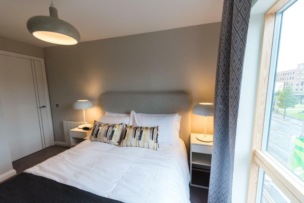 5 Star Brand New City Centre Apartment Belfast Bagian luar foto