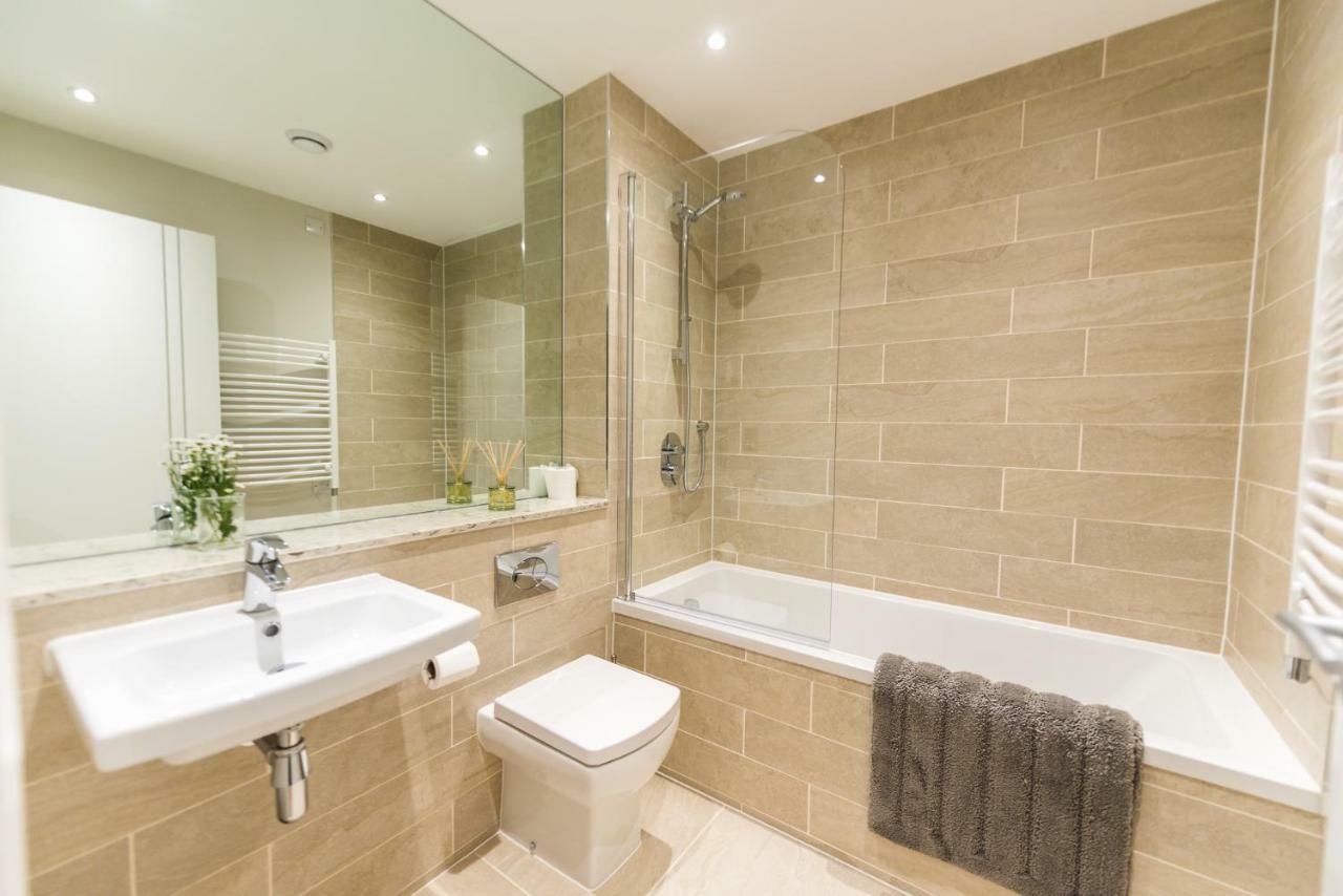 5 Star Brand New City Centre Apartment Belfast Bagian luar foto