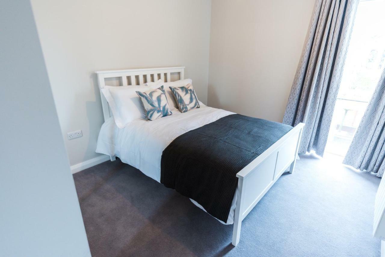 5 Star Brand New City Centre Apartment Belfast Bagian luar foto