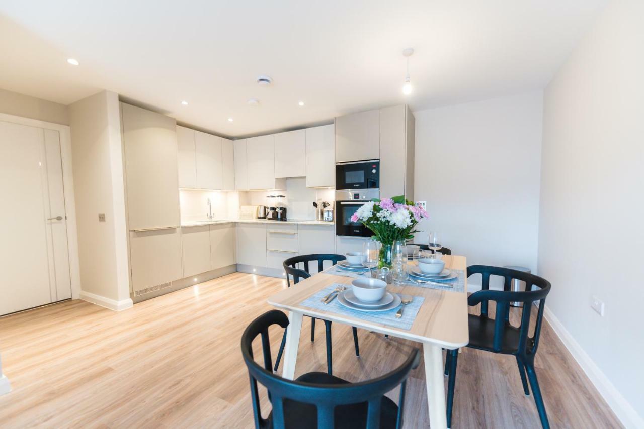 5 Star Brand New City Centre Apartment Belfast Bagian luar foto